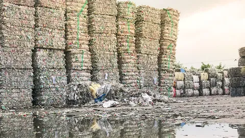 ชาวบ้านนาเพียงน้อย อ.โพนพิสัย คัดค้านการก่อสร้างโรงงานรีไซเคิลขยะ