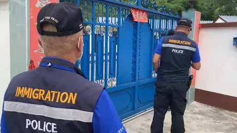 ไร้เงา "สันติ" ตม.เชียงใหม่ บุกค้นบ้านพ่อ ผญบ.ปัดมีอิทธิพล ช่วยพาหลบหนี