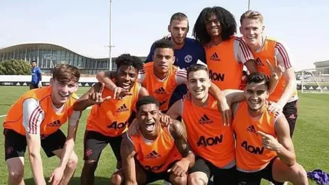 ฝืนใจจากไปด้วยน้ําตารินไหล อดีตแข้ง "แมนยูฯ" เล่าวินาทีตัดสินใจลาทีม แม้อยากอยู่ต่อ