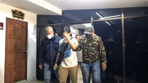 ฆ่าลูกเลี้ยง