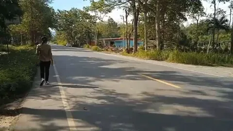 ตร.ขุนทะเล เร่งตามสืบหากลุ่มวัยรุ่นยิงกัน แล้วสาว 18 โดนลูกหลงบาดเจ็บ