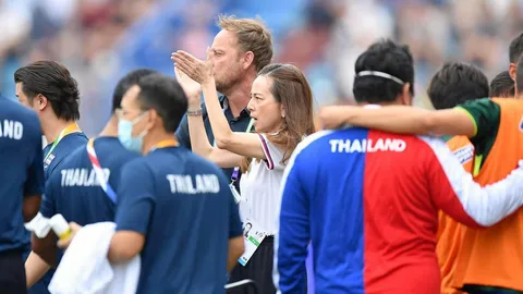 กลับบ้านเรา รักรออยู่