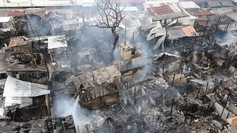 ชัชชาติ สั่งถอดบทเรียนไฟไหม้ชุมชนบ่อนไก่ รถดับเพลิงต้องเข้าถึงไว-มีประปาหัวแดง