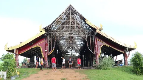 ไฟไหม้ปริศนาศาลาวัดหลังใหญ่ที่บุรีรัมย์ ไม่ทราบสาเหตุ เสียหายราว 10 ล้าน