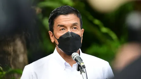 ผู้ว่าฯ สัญจรครั้งที่ 2 “ชัชชาติ” ลุยเขตหนองแขม มอบที่ปรึกษาดูไฟไหม้สำเพ็ง