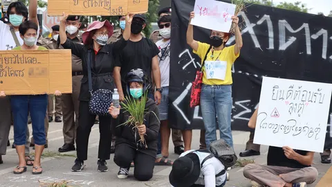 ม็อบเห็นต่างโผล่ไล่ "ประยุทธ์" ที่เชียงใหม่ จนท.เข้มกว่า 2 พันนายรับจุดสำคัญ