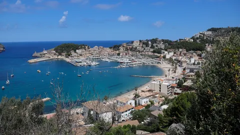 วัยรุ่นสาวอังกฤษ แจ้งความ ถูก 2 ศิลปินดังเวียดนาม ข่มขืนที่เกาะมายอร์กา