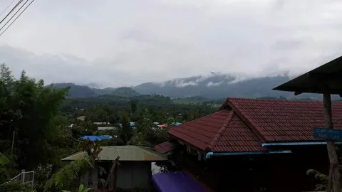 กองทัพโต้มีคนไทยตายเหตุบินรบพม่าโจมตีหมู่บ้านกะเหรี่ยง ชี้ถือ 2 สัญชาติ