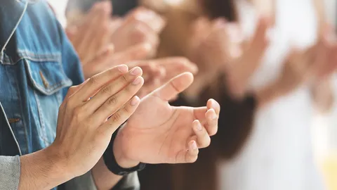 ยกย่องปูชนียบุคคลด้านภาษาไทยประจำปี 2565