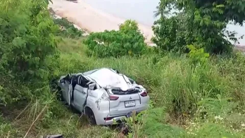 ลูกเขยนอร์เวย์ เที่ยวบ้านเมียเมืองคอน ขับรถพลัดตกเหวพาแม่ยายตาย  