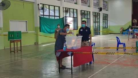 ประชาชนทยอยใช้สิทธิเลือกตั้งซ่อม ส.ส. เขต 4 ลำปาง ภาพรวมเรียบร้อยดี 