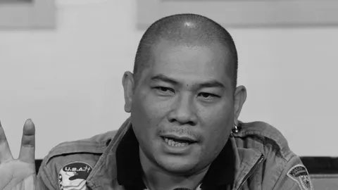 อาลัยแน่น ตลกโป๊งเหน่ง โรคไตพรากชีวิต จัด “คอนเสิร์ต” อําลา พิธีเผาศพ 17 ก.ค. (คลิป)