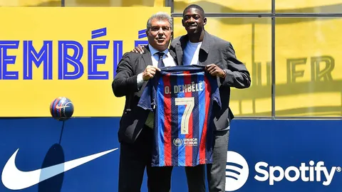 หักอก 2 ทีม "บาร์ซา" ต่อสัญญา "เดมเบเล" แฟนบอลสับเละ ทำคลิปประกาศงานหยาบ (คลิป)