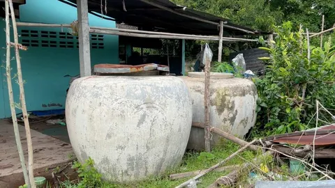 ตร.เร่งไขคดีฆ่ายัดโอ่ง ดูวงจรปิดหาทางหนีคนร้าย พร้อมเก็บหลักฐานเพิ่มเติม