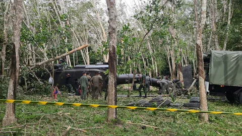 นิรภัยการบิน ทบ.ตรวจ ฮ.แบล็กฮอว์กที่สวนยาง เตรียมกู้เครื่องกลับลพบุรี