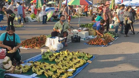 คิดเปลี่ยนวันหยุดแผงลอย แล้วแต่จุดไม่ต้องวันจันทร์