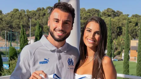 แมนยูฯ-เชลซี กอดคอซดแห้ว หลัง 1 ในแข้งเป้าหมายย้ายไปเปิดตัวกับทีมใน "ลีก เอิง"