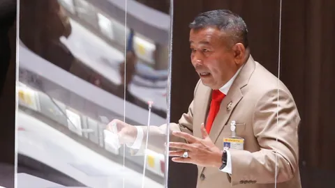 "ครูมานิตย์" บอก 8 ปี นายกฯ พอเถอะครับ อย่าอยู่ต่อ เปรียบ "ตู่ไบโพลาร์"