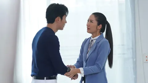 เอ๊ะ-ไนกี้ สัมพันธ์สั่นคลอน สมใจ นนนี่ เห็นแม่เป็นทุกข์ ใน BROKEN ANNIVERSARY