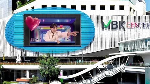 “เป๊ก-เก็ทสึโนวา-ทรีแมนดาวน์” บุกเบิกสร้างปรากฏการณ์ทักแฟนๆ แบบทะลุมิติ