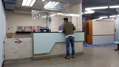 พ่อรับศพหนุ่มปี 4 ช่างกลปทุมวัน ถูกยิง 8 นัดดับ เชื่อปมบาดหมางสถาบันฯ