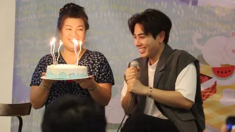 ร้านหมูกระทะแตก มิกซ์ สหภาพ เปิดตี้วันเกิด เปย์แฟนคลับจัดเต็ม