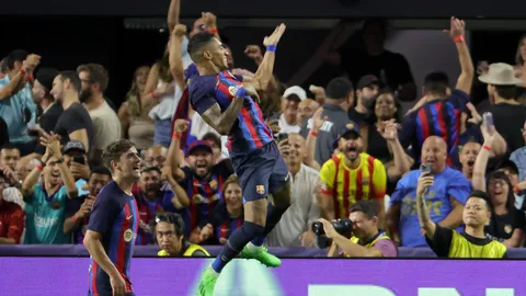 ยํ้าแค้น "บาร์เซโลนา" ได้ "ราฟินญา" ซัดประตูโทน เก็บชัยเหนือ "มาดริด" สุดมัน