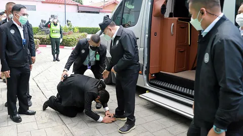 ผู้มีบารมี