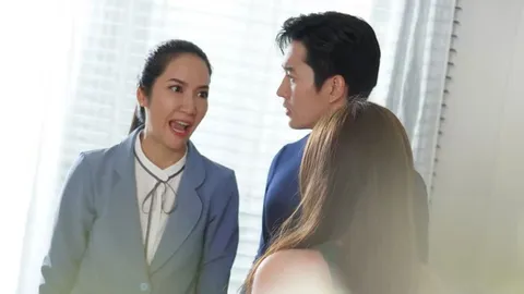 เอ๊ะ ตัดสัมพันธ์ นนนี่ สุดช้ำใจ จับได้ลูกสาวสุดรักสวมเขาให้ ใน BROKEN ANNIVERSARY