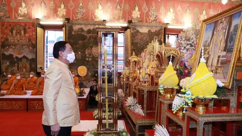 รมต.ประจำสำนักนายกฯ นำเจริญพระพุทธมนต์นวัคคหายุสมธัมม์ ถวายในหลวง ร.10