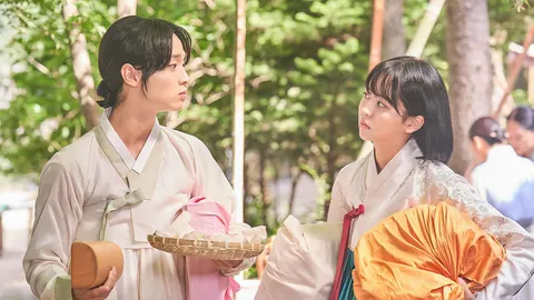 จางดงยุน-คิมโซฮยอน ชวนลุ้นไปกับเรื่องราวสุดป่วน ใน “นกดู แม่หม้ายหนุ่ม หัวใจแกร่ง”