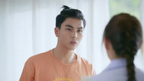 "ฟลุ๊ค" สับสน คนที่รักหรือสิ่งที่รัก ทำ "ดิน" เกิดกำแพงใจ ในซีรีส์ “แอบจองรัก”