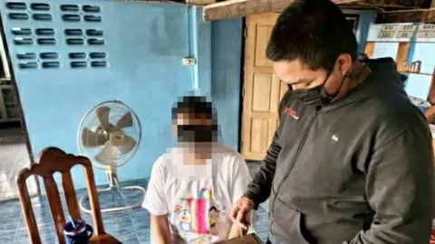 รวบแล้ว "เอก สวนผัก" ถือปืนขู่คุกคามสาวพีอาร์ อ้างแค่ต้องการให้ตกใจกลัว