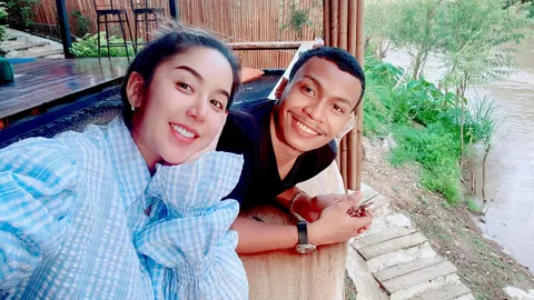 แฟนสาว โชค ไทรถแห่ โพสต์เดือด จะให้ข่าวยังไงก็ได้เหรอ เคยเห็นหมาจนตรอกมั้ย