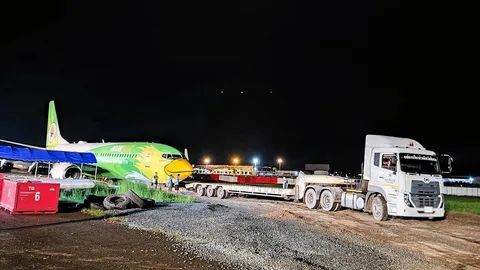ทีมกู้ซากล้มเหลว "บินนกแอร์" ติด ล้อหลังทรุด-จมดิน ต้องใช้อุปกรณ์เสริม เร่งให้ทันเปิดรันเวย์