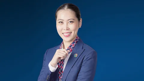 ศาล สั่งจำคุก “ธณิกานต์” ส.ส.พปชร. 1 ปี ปรับ 2 แสน ปมเสียบบัตรแทนกัน