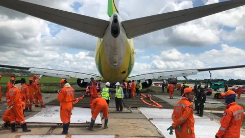 เร่งกู้เครื่องบินนกแอร์ มั่นใจถ้าเคลียร์จบ สนามบินเชียงรายเปิดใช้ได้