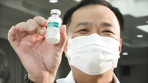 แถลงจับ 3 ผู้ต้องหาขายยาโควิด เตรียมนำไปทำลาย “อนุทิน” ลั่นรัฐจัดหาเพียงพอ