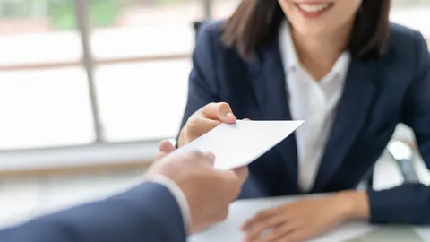 ไขข้อสงสัย "สลิปเงินเดือน" สำคัญอย่างไร นำไปใช้ทำอะไรได้บ้าง?