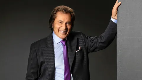 คอนเสิร์ตสุดโรแมนติกริมชายหาดหัวหินกับสุดยอดนักร้องเพลงป๊อประดับตำนานของโลก