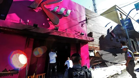 ศาลบราซิลกลับคำตัดสิน ปล่อย 4 นักโทษคดีไฟไหม้ไนต์คลับ 242 ศพ เป็นอิสระ