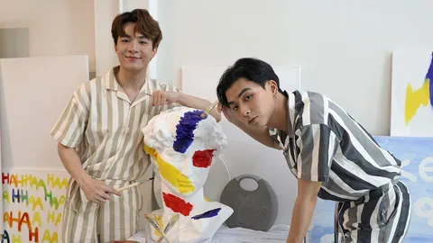 "ฟลุ๊ค ชัชวาล-เอิร์ธ ธีระภัทร์" เพนต์เค้กสวีตหวานส่งผ่านความรู้สึกแทนใจ