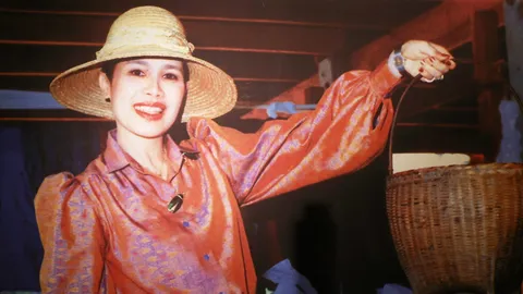 เฉลิมพระเกียรติพระบรมราชชนนีพันปีหลวง ผ่านนิทรรศการจักสานมรดกแห่งภูมิปัญญาไทย