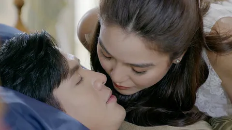 "ปราง" สวมบทเจ้าหญิงจุมพิตเจ้าชาย จูบปลอบขวัญ "ฟิล์ม" ในละคร “ฟ้าเพียงดิน”