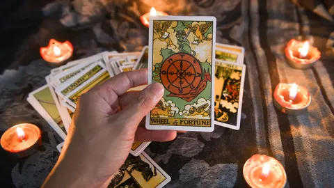 10 หมอดูไพ่ยิปซีแม่นๆ เช็กดวงชะตา พร้อมวางแผนการใช้ชีวิต