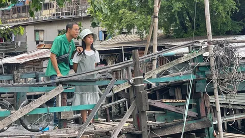 หนึ่ง จักรวาล พาลูกดูบ้านเกิด เผยเคยเก็บขยะขาย ไม่มีเงินซื้อเครื่องดนตรี