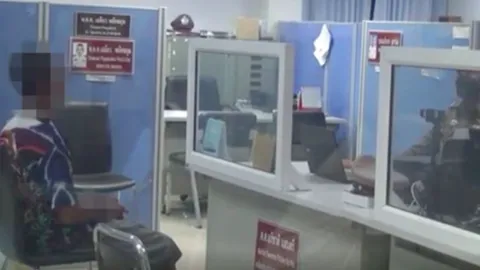 รวบหนุ่มเมาโหด ฉุนเพื่อนร่วมวงแต๊ะอั๋งเมีย คว้ามีดทำครัวเสียบดับสลด