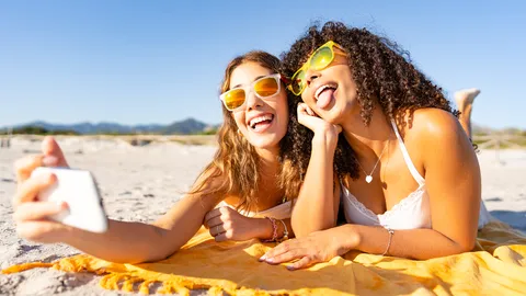 150 แคปชั่นผู้หญิงกวนๆ ตลก ฮา โดนใจ เรียกยอดไลค์กระจาย