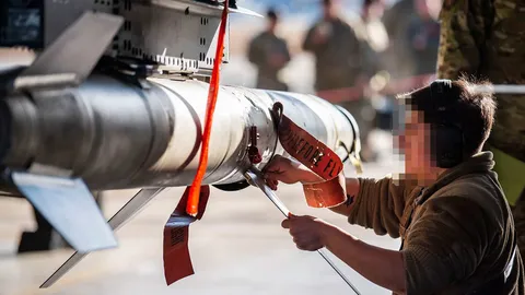 ฝีมือสหรัฐฯ แอบช่วยยูเครน ส่งมิสไซล์ HARM ให้ยิงพิฆาตฐานเรดาร์แซมรัสเซีย