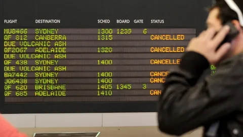 ด่วน หนุ่มป่วนบุกยิงปืนในสนามบินกรุงแคนเบอร์รา เร่งอพยพ ผดส.(คลิป)